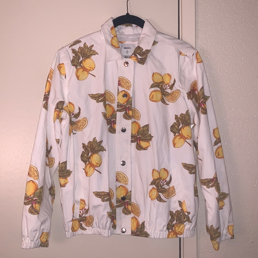 🌸🌸🌸New Forever 21 Lemon Jacket